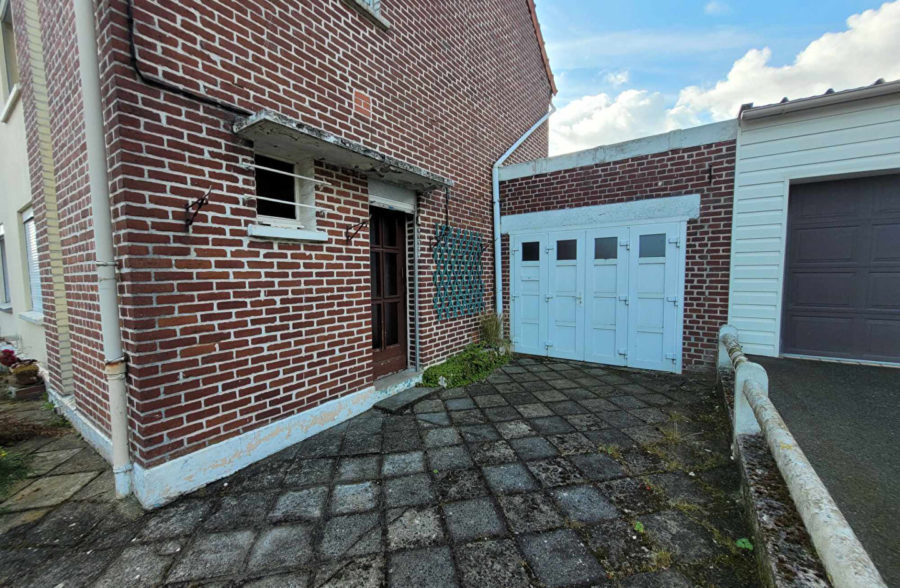 Maison de résidence en impasse, 3 chambres, jardin et garage.