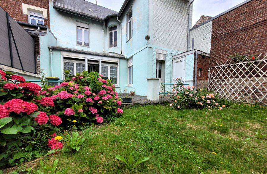 Maison de ville Cambrai  proche de la gare