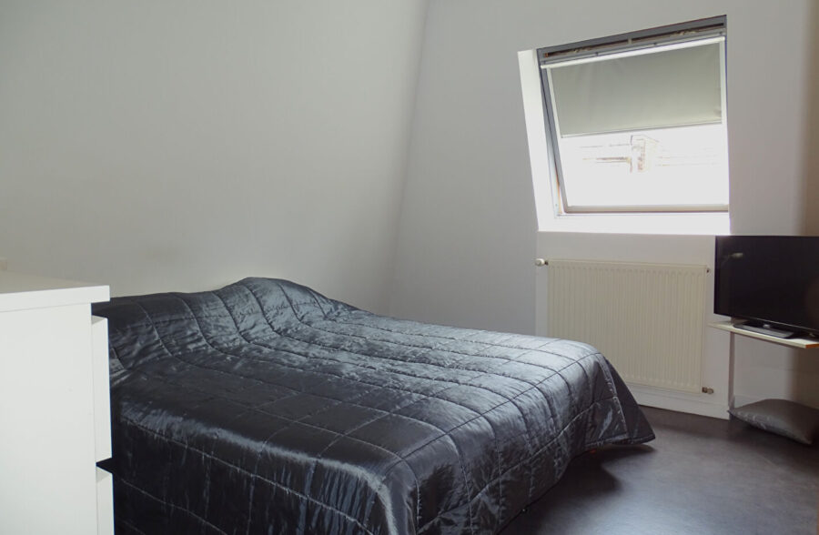 IMMEUBLE 3 LOTS DONT 1 SURFACE COMMERCIALE