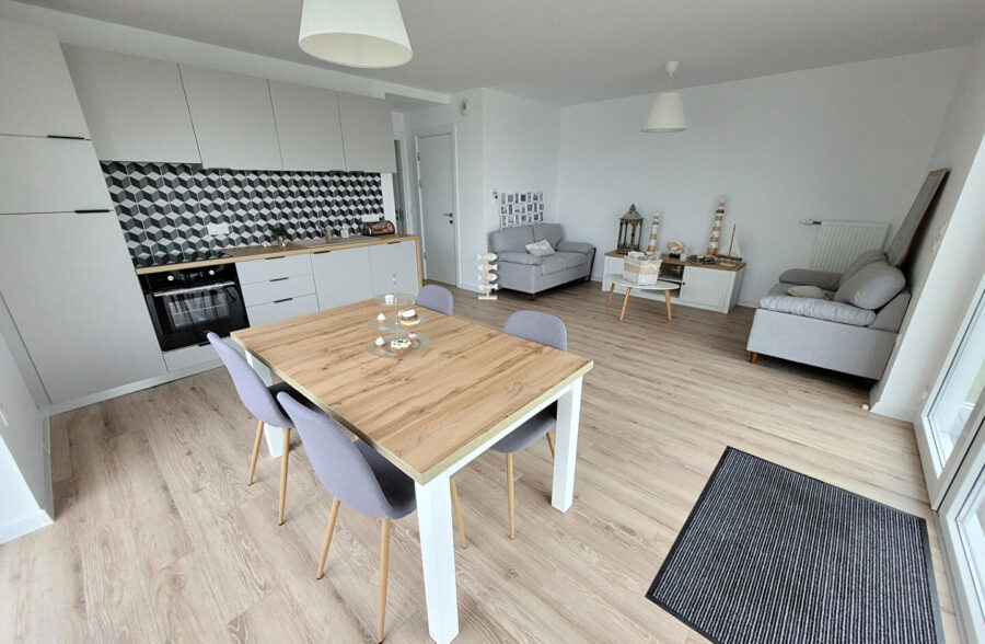 GROFFLIERS , Chalet neuf de plain pied 3 chambres , en frais de notaire réduits , avec piscine chauffée !!