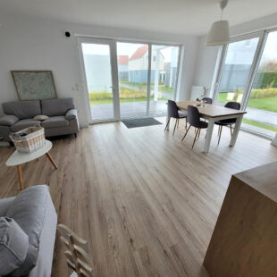 GROFFLIERS , Chalet neuf de plain pied 3 chambres , en frais de notaire réduits , avec piscine chauffée !!