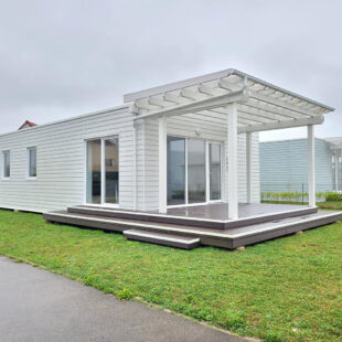 GROFFLIERS , Chalet neuf de plain pied 3 chambres , en frais de notaire réduits , avec piscine chauffée !!