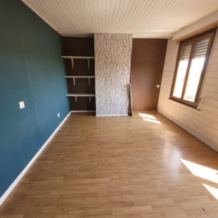 Maison Bambecque 6 pièce(s) 96 m2  Sous compromis 