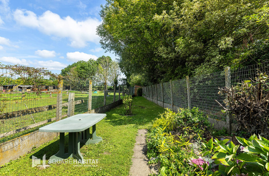 Maison  de plain-pied  semi-individuelle Wambrechies, 4 chambres, jardin, garage  Sous compromis 