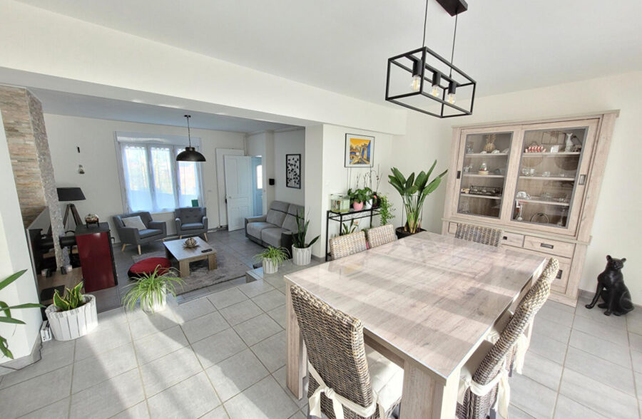 Maison rénovée secteur PUISIEUX