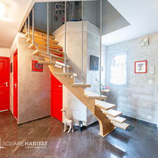 SUPERBE PAVILLON EN SEMI PLAIN PIED