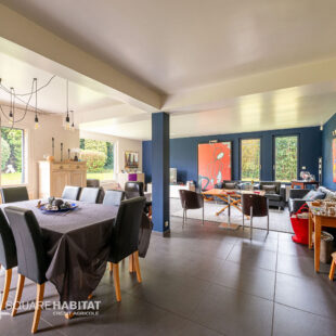 SUPERBE PAVILLON EN SEMI PLAIN PIED