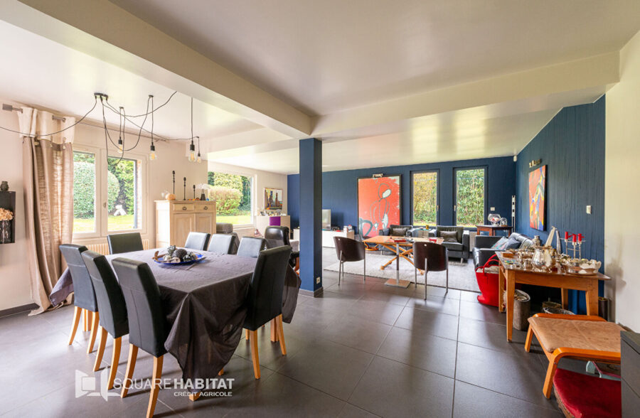 SUPERBE PAVILLON EN SEMI PLAIN PIED