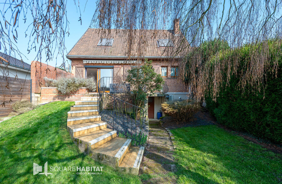 PAVILLON SEMI PLAIN PIED EN SECTEUR PRIVILEGIE