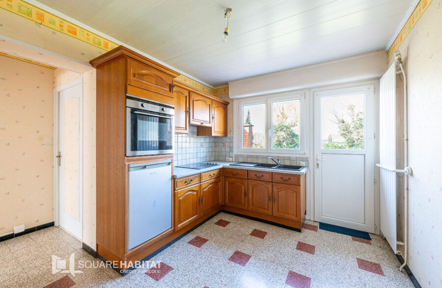 SEMI PLAIN PIED EN SECTEUR RESIDENTIEL