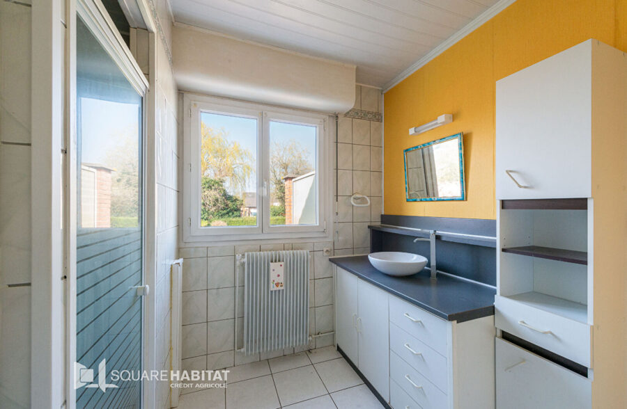 SEMI PLAIN PIED EN SECTEUR RESIDENTIEL