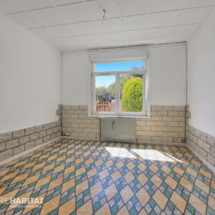 Maison Avion 5 pièce(s) 99 m2 avec jardin.