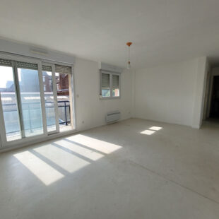 Appartement Lens 2 pièce(s) 45.52 m2 avec parking et terrasse.
