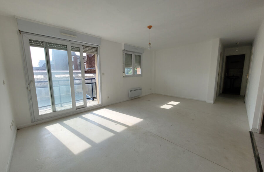 Appartement Lens 2 pièce(s) 45.52 m2 avec parking et terrasse.