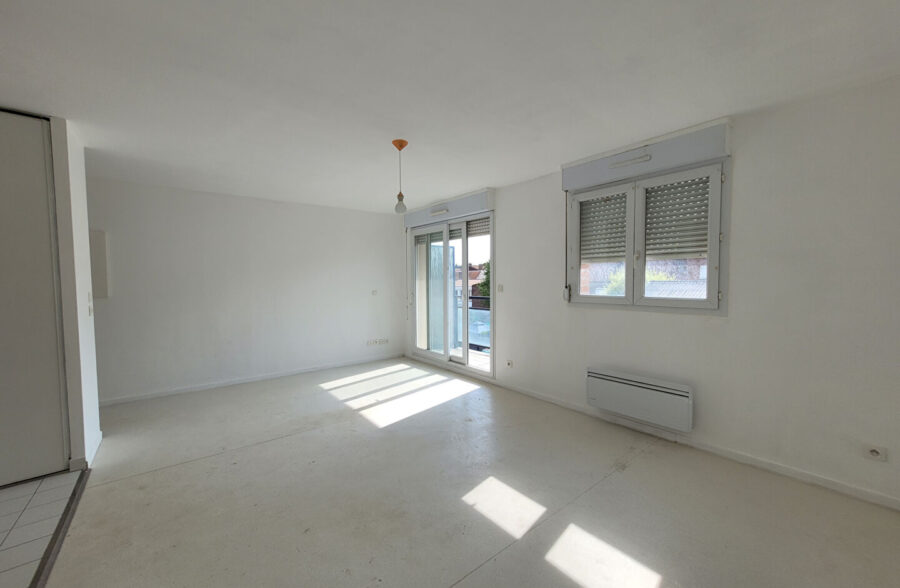 Appartement Lens 2 pièce(s) 45.52 m2 avec parking et terrasse.