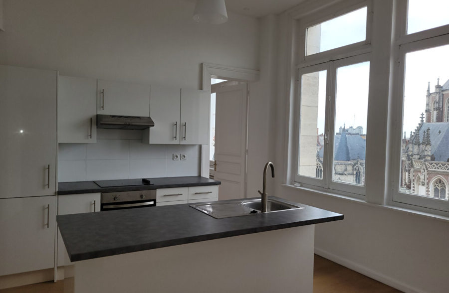 APPARTEMENT DE CHARME 80 m² EN PLEIN CENTRE DE TOURCOING