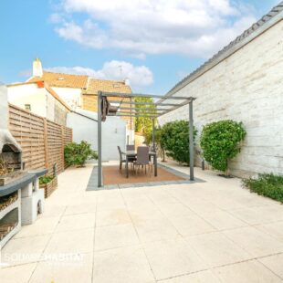 MAISON SEMI INDIVIDUELLE ENTIEREMENT RENOVEE