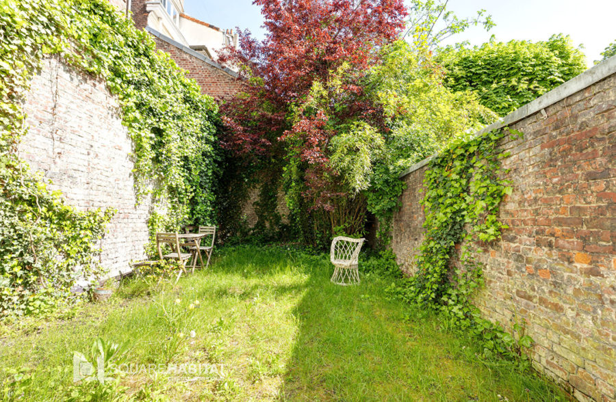 EXCLUSIVITE LILLE : MAISON 213m² AVEC JARDIN ET CAVE, IDEALEMENT SITUEE SECTEUR CENTRE VILLE