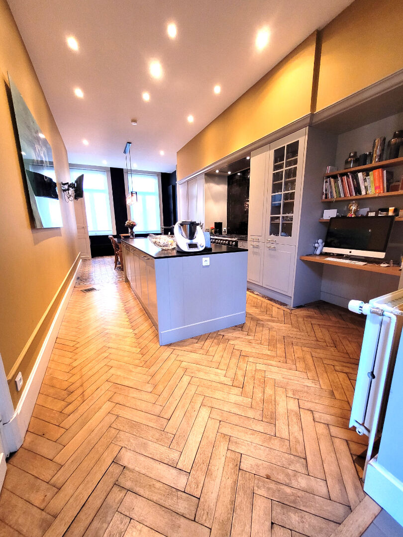 Maison Cambrai 10 pièce(s) 270 m2