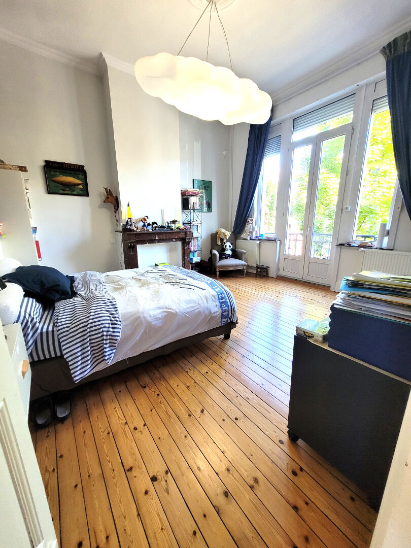 Maison Cambrai 10 pièce(s) 270 m2
