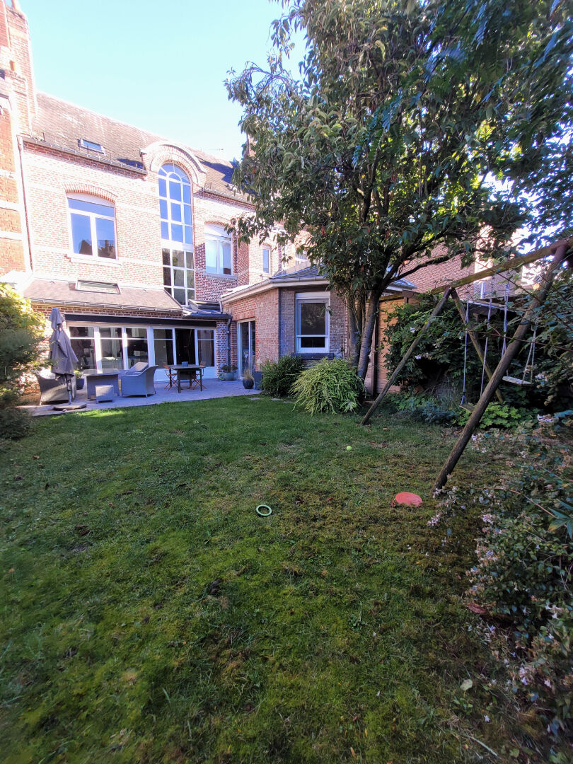 Maison Cambrai 10 pièce(s) 270 m2