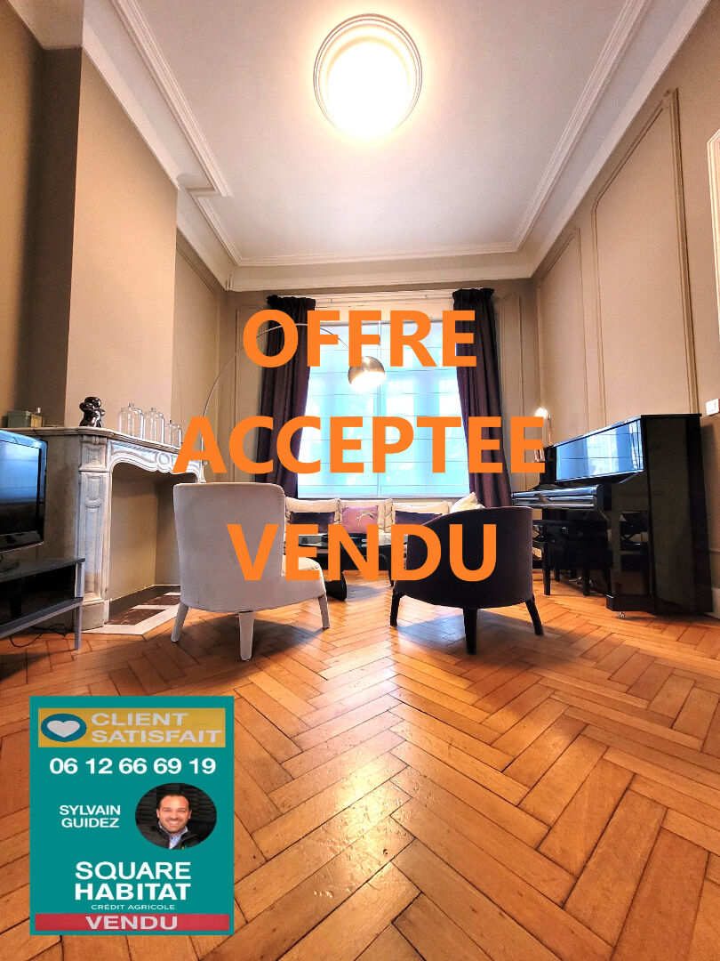Maison Cambrai 10 pièce(s) 270 m2  Sous compromis 