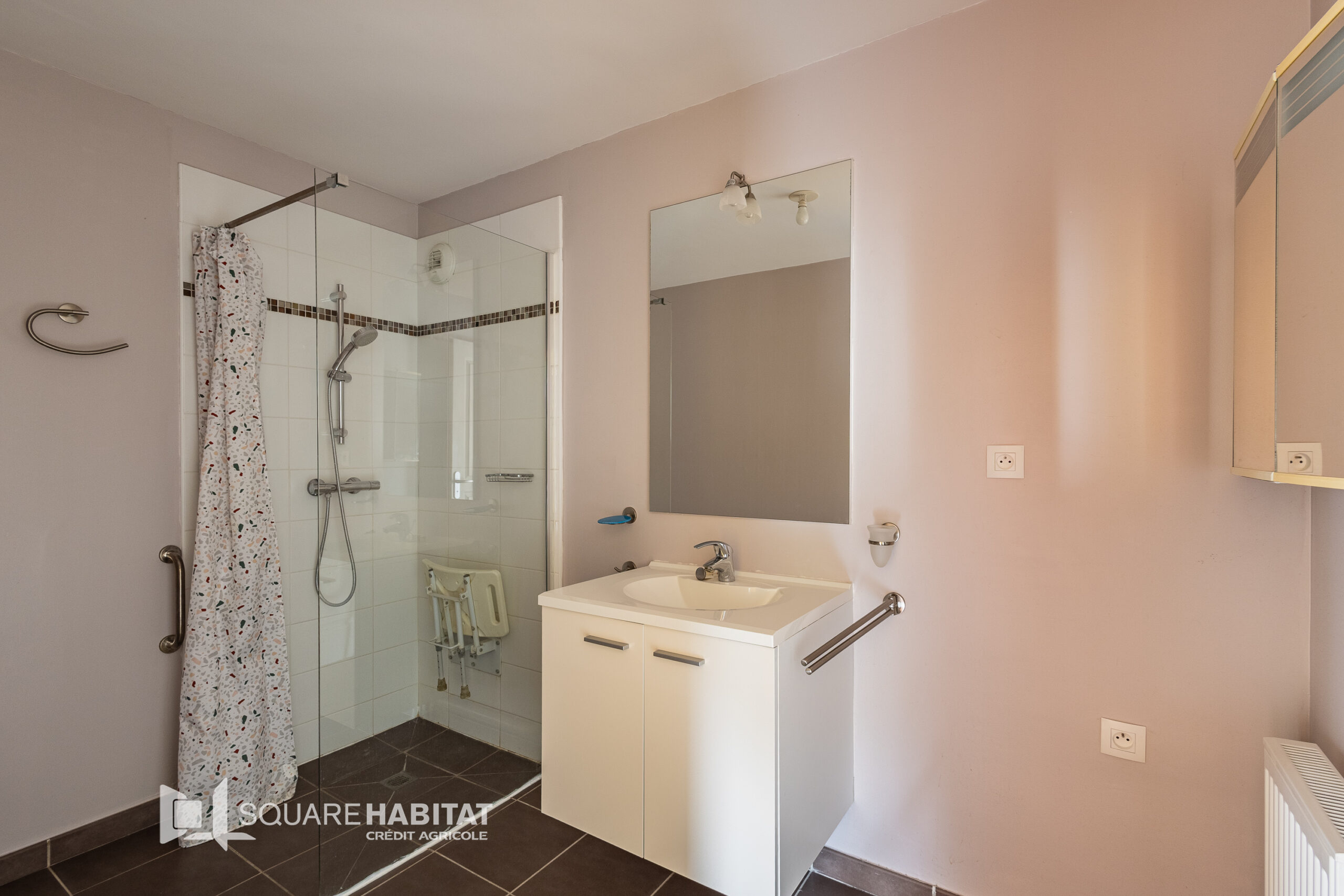 TEMPLEMARS – APPARTEMENT – 2 CHAMBRES – PARKING – RESIDENCE RECENTE