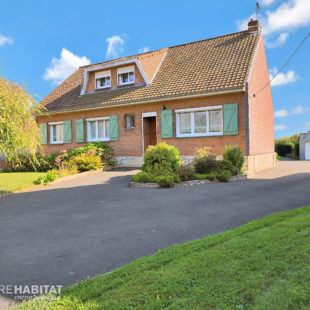 Pavillon individuel en semi-plain pied, grand jardin et double garage.