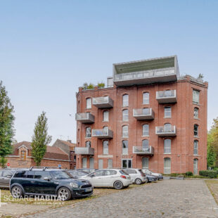loft 3 pièces 111 m2  complètement rénové + place de parking Privée sur Roubaix