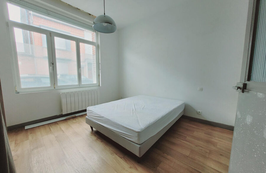 RONCHIN – APPARTEMENT – PETITE COPROPRIETE – JARDIN – GARAGE <small> Sous compromis </small>