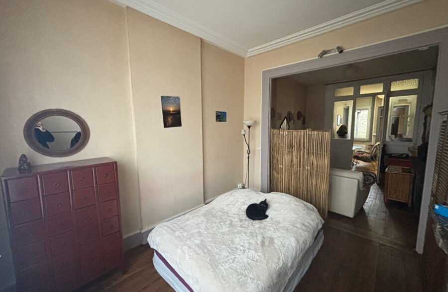 Appartement t2 en rez-de-chaussée avec jardin et cave à Lille, quartier parc Jean-Baptiste Lebas