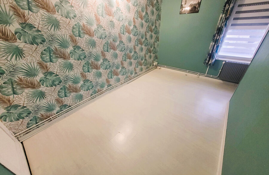 Maison 1930 de 80m² dans une rue calme avec extérieur  Sous offre 