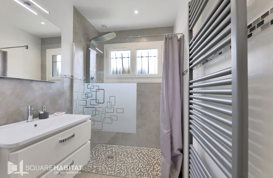 Maison Plain pied + sous sol complet