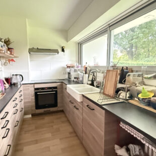 CORMONTAIGNE APPARTEMENT  3 CHAMBRES, PARKING, CAVE ET JARDIN