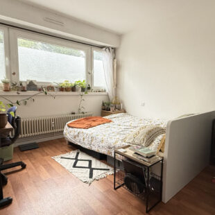 CORMONTAIGNE APPARTEMENT  3 CHAMBRES, PARKING, CAVE ET JARDIN