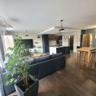 PROXIMITE VIEUX LILLE APPARTEMENT 99 M² AVEC BALCONS , CAVE ETPARKING