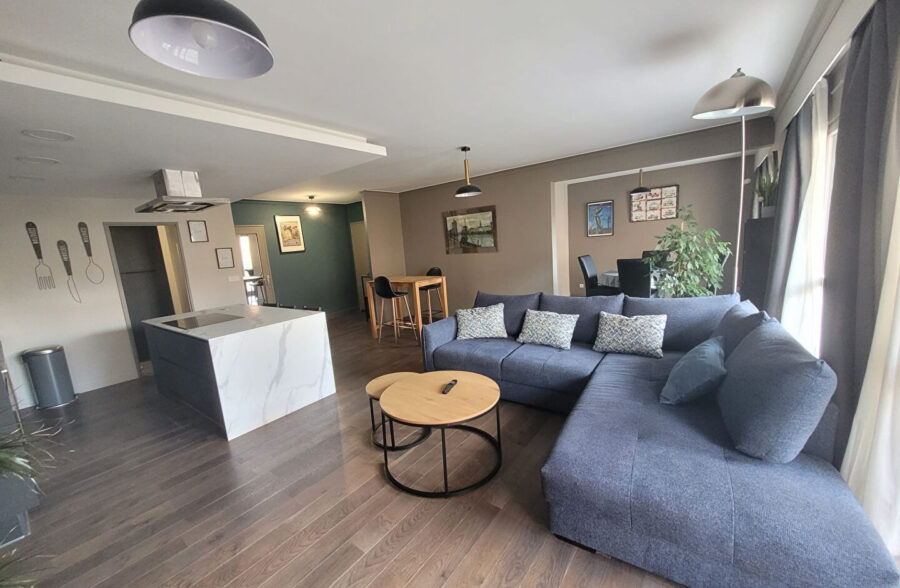 PROXIMITE VIEUX LILLE APPARTEMENT 99 M² AVEC BALCONS , CAVE ETPARKING