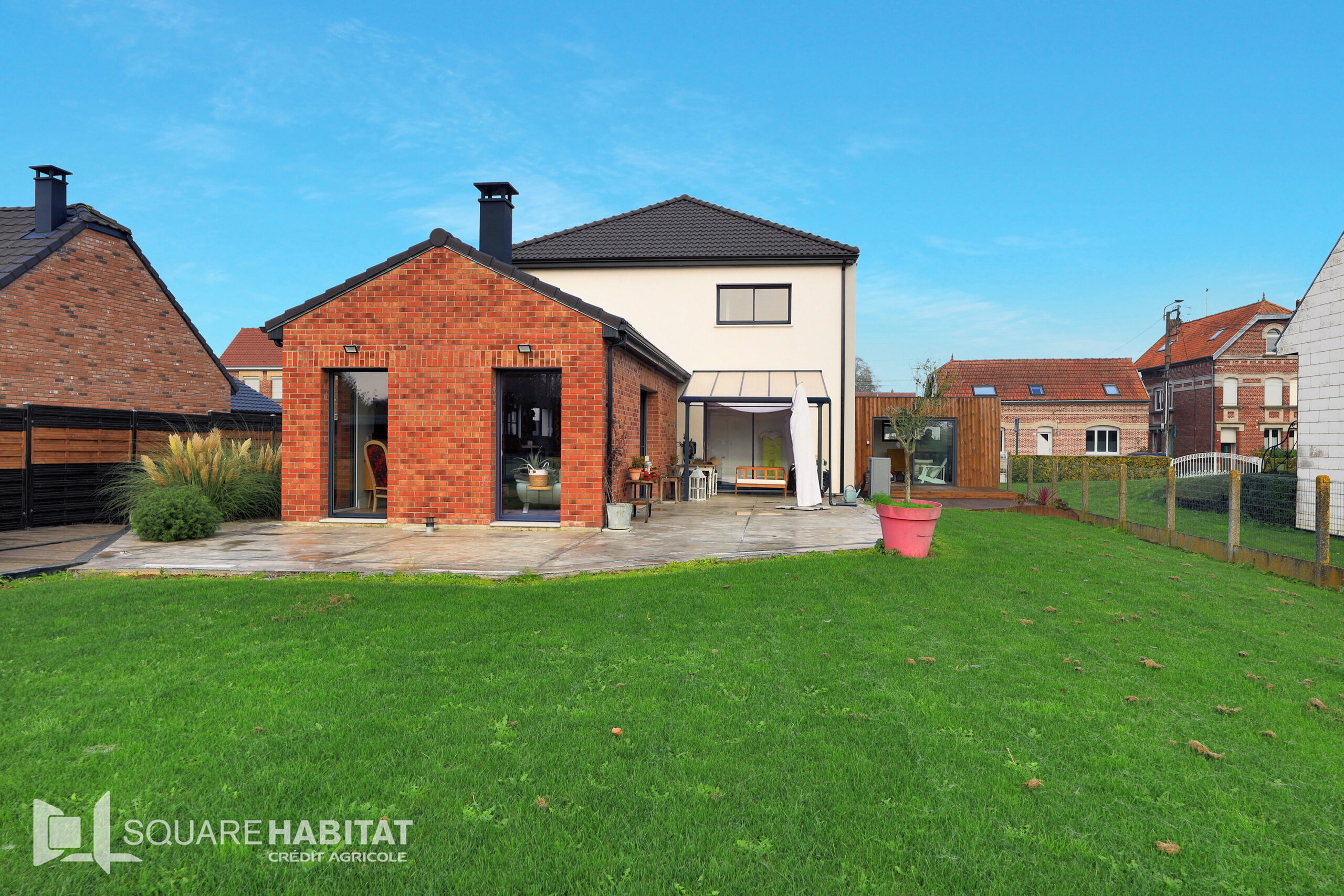 Proche d’ARRAS MAISON CONTEMPORAINE 5 pièce(s) 187 m2