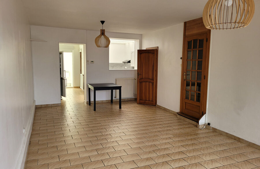 Maison de ville 3 chambres, jardin et garage <small> Sous compromis </small>