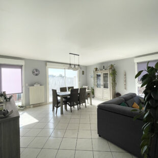Appartement  110 m² balcon garage