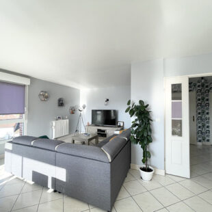 Appartement  110 m² balcon garage