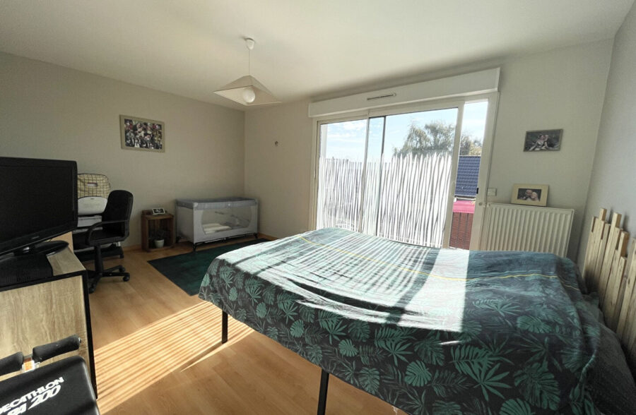 Appartement  110 m² balcon garage