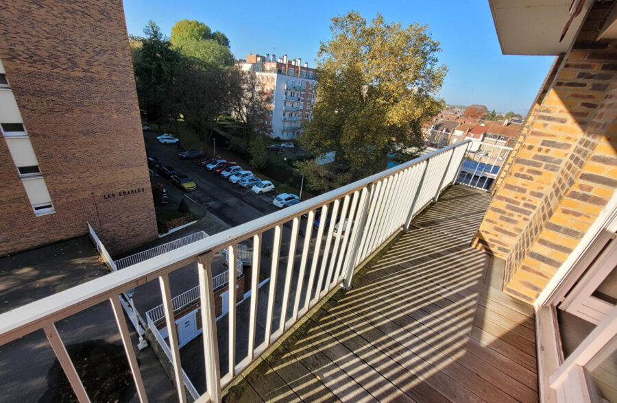 Lomme Métro Canteleu – T4 de 114m² – balcon – parking – cave