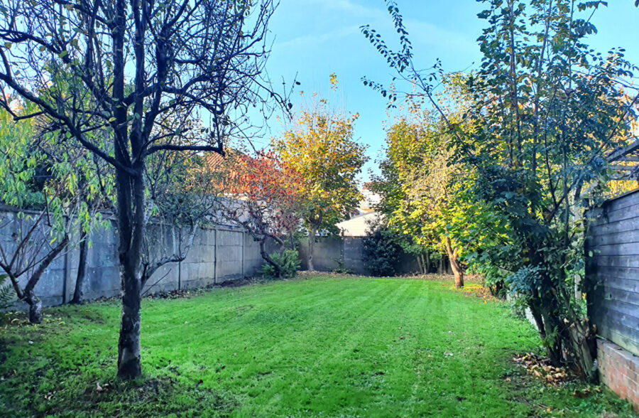appartement avec garage et jardin