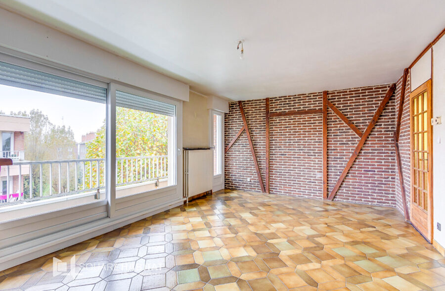 Appartement 90 m² avec garage et balcon