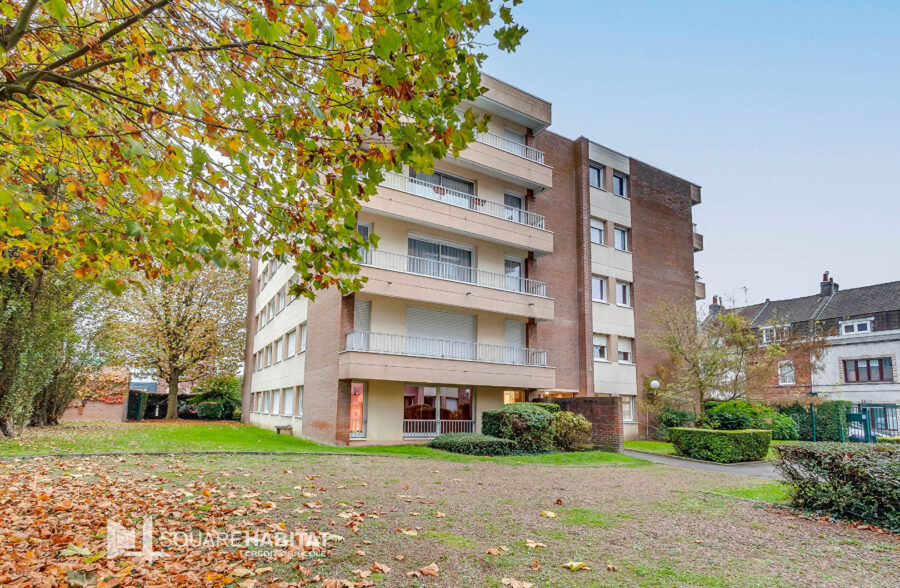 Appartement 90 m² avec garage et balcon