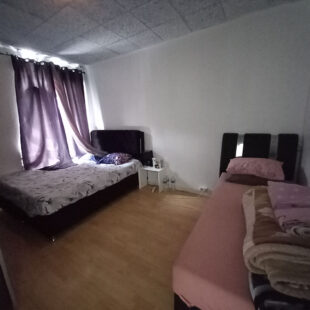 BLANCHE PORTE : MAISON 3 CHAMBRES JARDIN DE VILLE