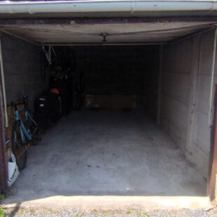 HELLEMMES LILLE – GARAGE FERME – PORTAIL AUTOMATIQUE – METRO SQUARE FLANDRES –