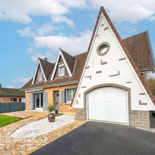 PAVILLON INDIVIDUEL DE 147 M² EN SEMI PLAIN PIED  Sous compromis 