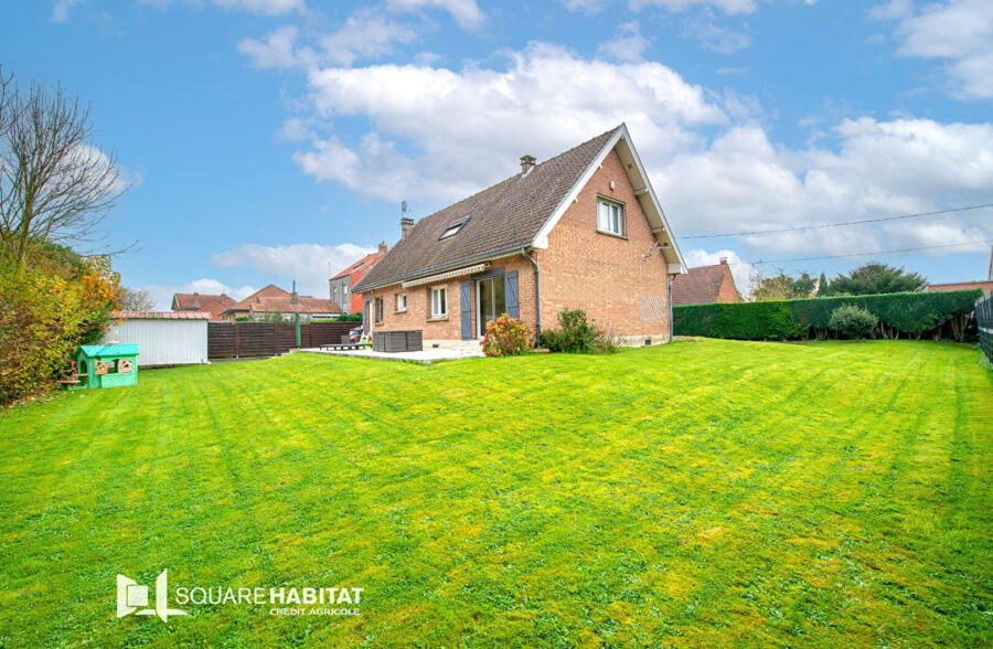 PAVILLON INDIVIDUEL DE 147 M² EN SEMI PLAIN PIED  Sous compromis 